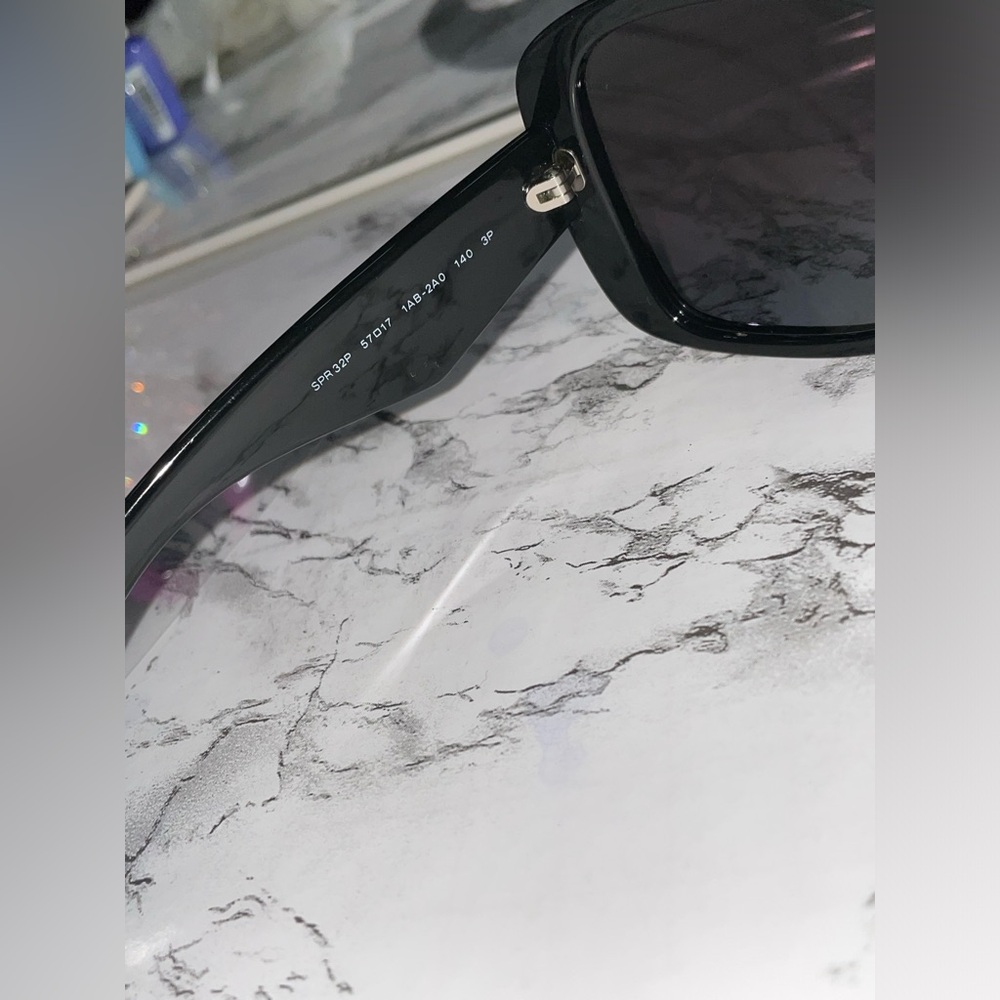 ❌❌SOLD❌❌Prada Black Oversized Sunglasses SPR32P 57017 - Picture 6 of 15